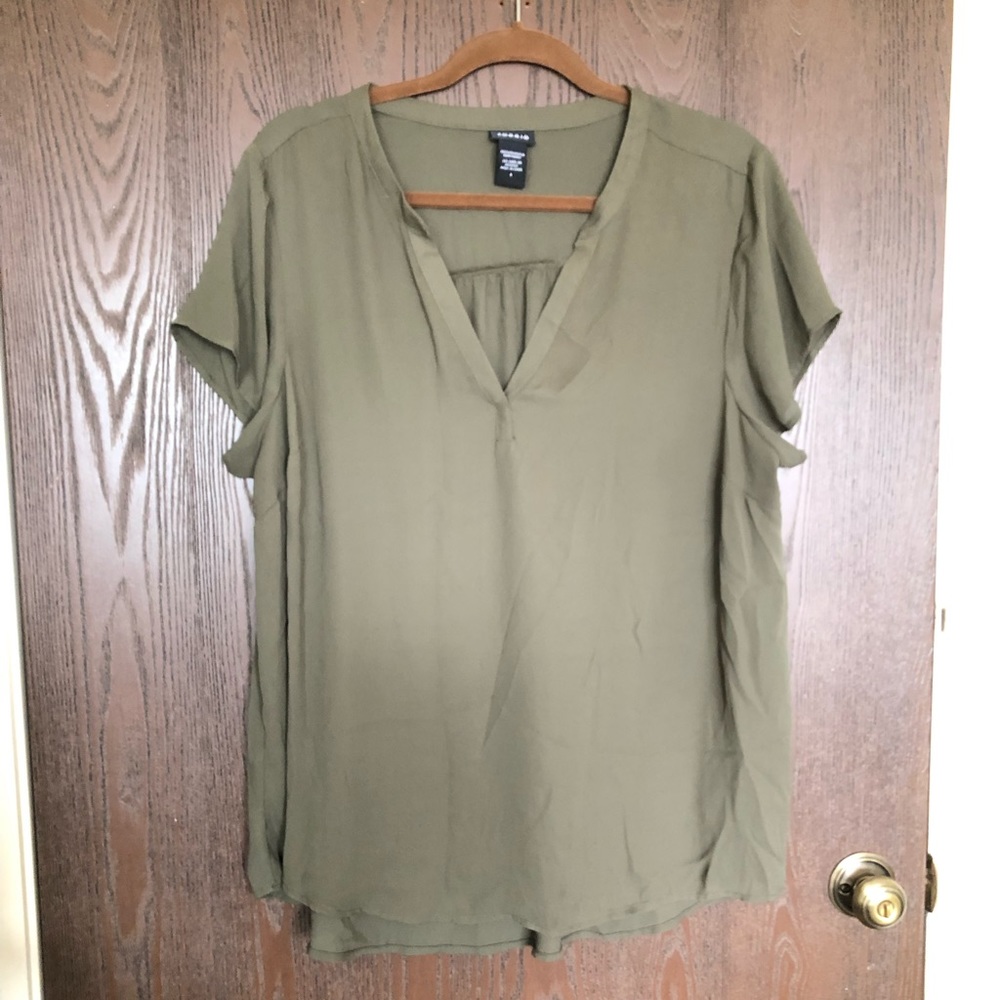 Torrid Green Georgette short sleeved Blouse